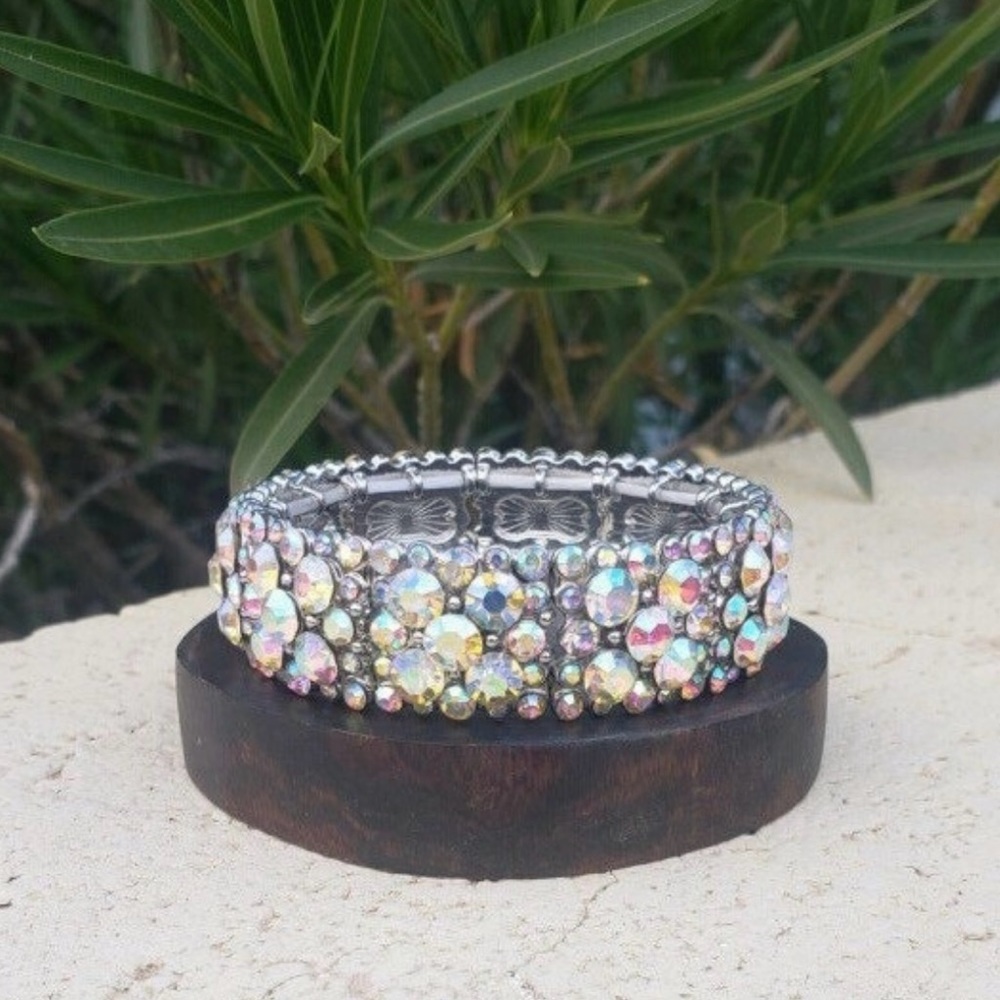 Handmade Rhinestone Stretch Prom/Bridal Bracelet NWOT